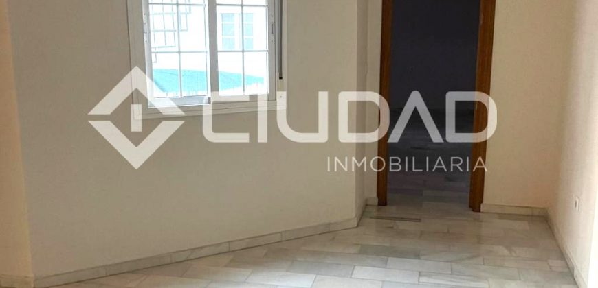 Piso en C/ Ancha – CENTRO