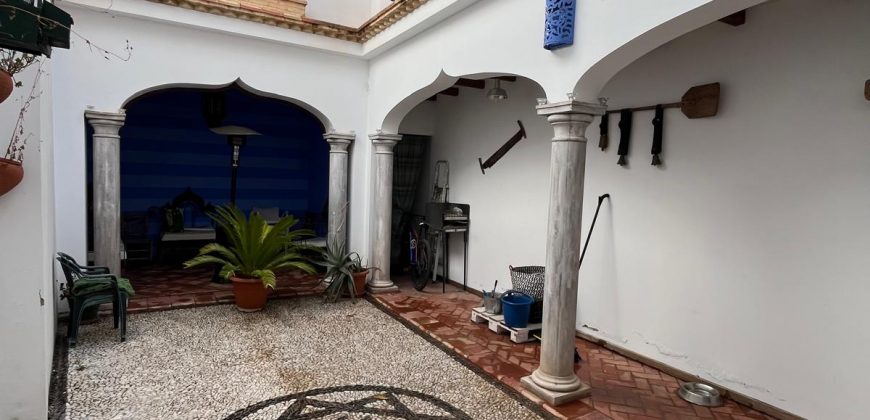 Espectacular Casa en venta Zona Centro de Morón de la Frontera – Oportunidad Única