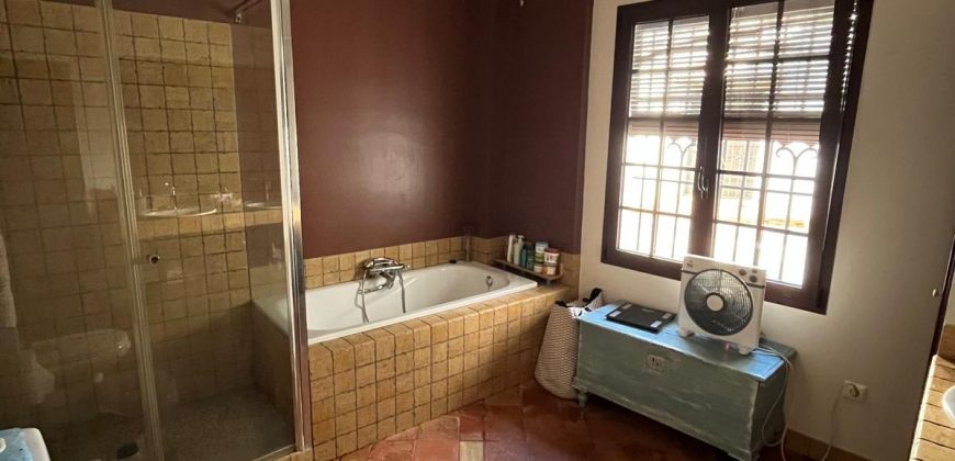 Espectacular Casa en venta Zona Centro de Morón de la Frontera – Oportunidad Única