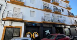 Amplio piso en el centro con 3 habitaciones