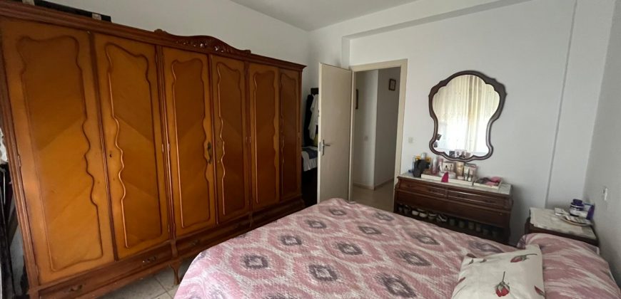 Amplio piso en el centro con 3 habitaciones