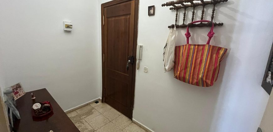 Amplio piso en el centro con 3 habitaciones