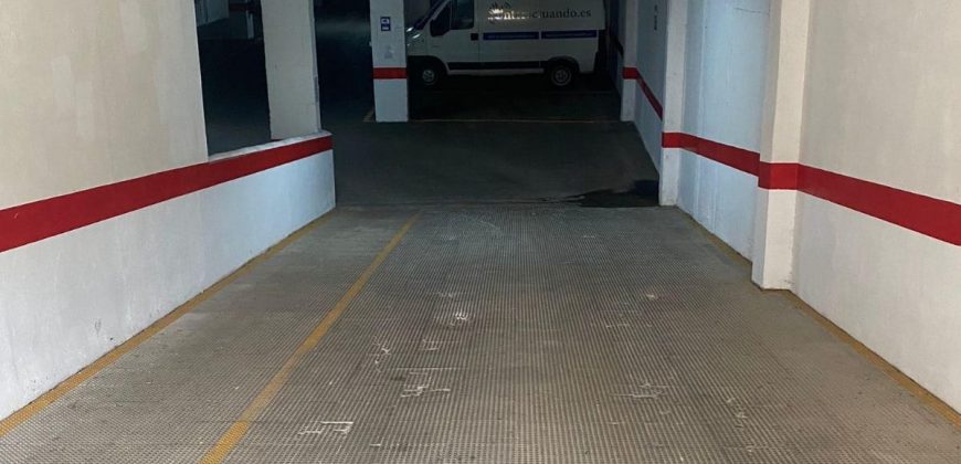 Plaza de garaje – Bormujos, Edificio Domo