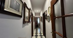 IMPRESIONANTE VIVIENDA ZONA SEMI CENTRO.