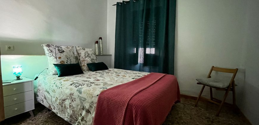 CASA CON VIVIENDA INDEPENDIENTE EN PLANTA BAJA – PLANTA ALTA POR TERMINAR EN ZONA CENTRO