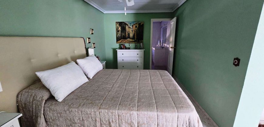 Chalet pareado – Gines