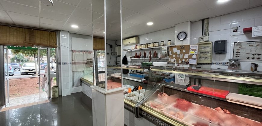 Local Comercial con opción de traspaso en Mairena del Aljarafe.