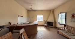 Casa rústica con terreno en venta en Lebrija