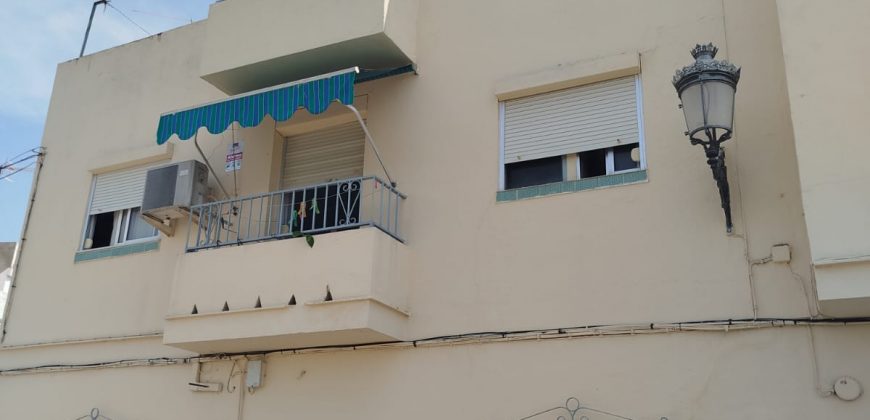 GRAN OPORTUNIDAD DE VIVIENDA EN CALLE HUNDIDERO!! MORON DE LA FRA.-