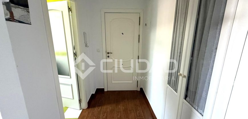 Piso de 3 habitaciones en El Pino – Plaza de Toros