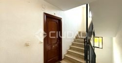 Piso de 3 habitaciones en El Pino – Plaza de Toros