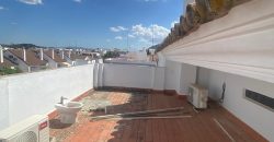 ESTUDIO RECIEN REFORMADO EN ZONA ALAMEDA.-