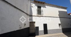 Casa de pueblo a reformar en Barrio Alto – Casco Antiguo