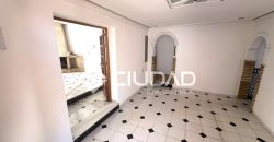 Casa + nave + apartamento independiente en Av. Al-Ándalus