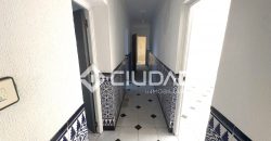 Casa + nave + apartamento independiente en Av. Al-Ándalus