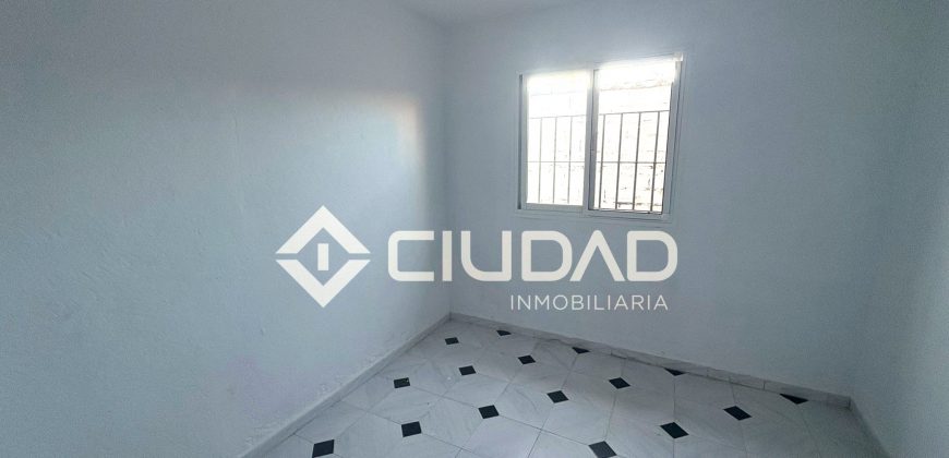 Casa + nave + apartamento independiente en Av. Al-Ándalus