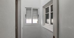 CASA EN VENTA EN CALLE DE LOS GUARNICIONEROS DE MORON DE LA FRONTERA.-