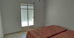 CASA EN VENTA EN CALLE DE LOS GUARNICIONEROS DE MORON DE LA FRONTERA.-