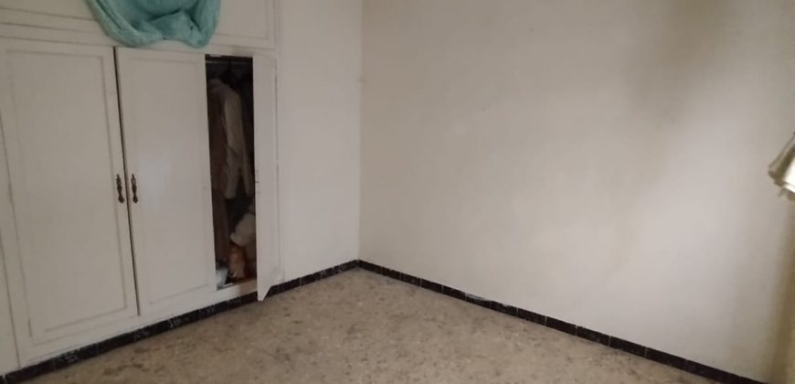 CASA PARA REFORMAR EN CALLE OSUNA DE MORON DE LA FRONTERA.-