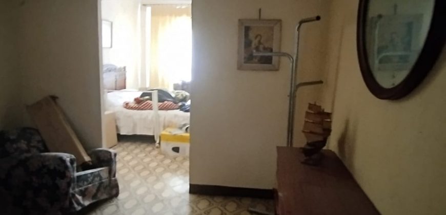 CASA PARA REFORMAR EN CALLE OSUNA DE MORON DE LA FRONTERA.-