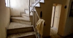 CASA PARA REFORMAR EN CALLE OSUNA DE MORON DE LA FRONTERA.-