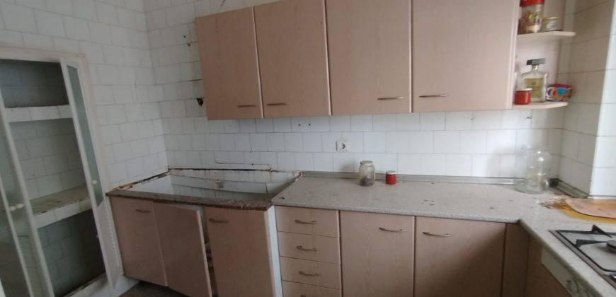 CASA PARA REFORMAR EN CALLE OSUNA DE MORON DE LA FRONTERA.-