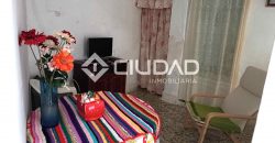 Casa – Solar en Av. Las Piletas (Urbano)