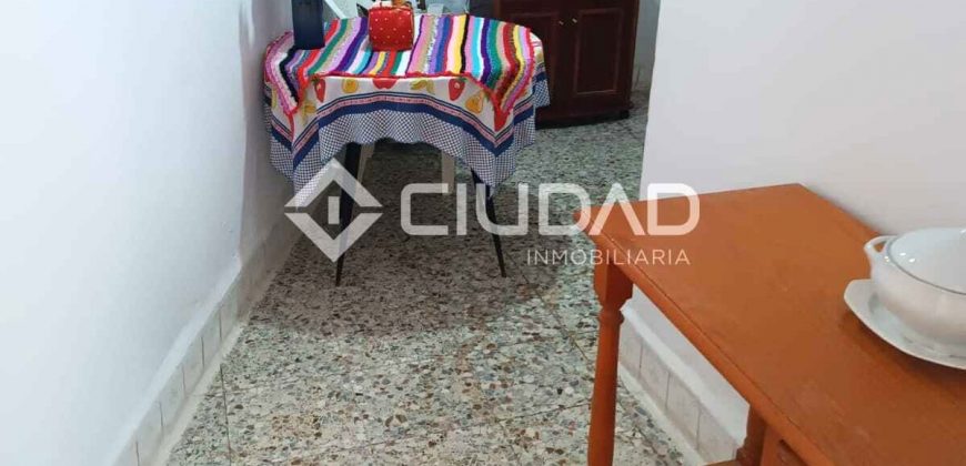 Casa – Solar en Av. Las Piletas (Urbano)