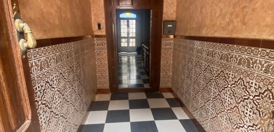 CASA EN CALLE JUAN DE PALMA.- ZONA LA CARRERA EN MORON DE LA FRA.