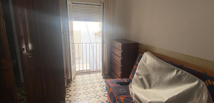 CASA EN CALLE JUAN DE PALMA.- ZONA LA CARRERA EN MORON DE LA FRA.