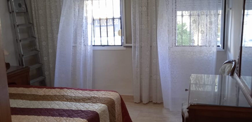 OPORTUNIDAD DE PISO EN ZONA PUERTA SEVILLA.-