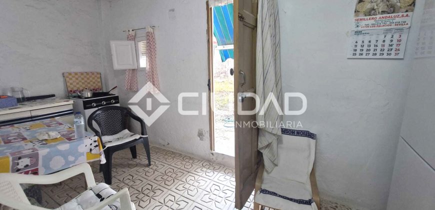 Casa – Solar en Av. Las Piletas (Urbano)