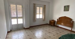 Amplia casa con cochera – Zona Puerta Sevilla de Morón de la Frontera.