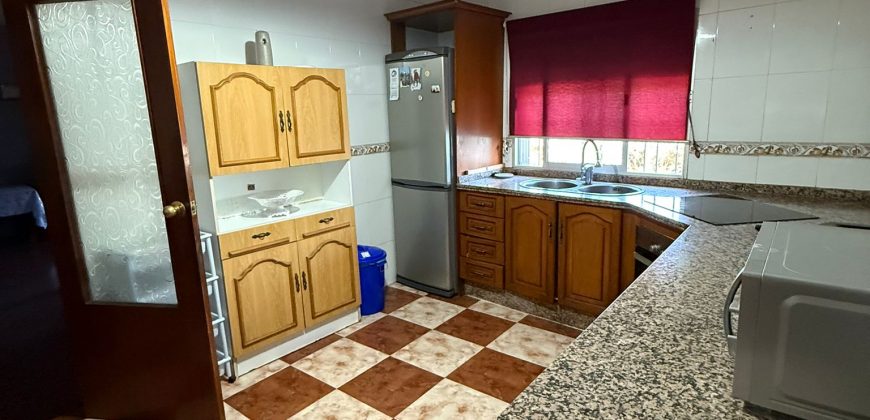 GRAN OPORTUNIDAD DE VIVIENDA EN CALLE HUNDIDERO!! MORON DE LA FRA.-