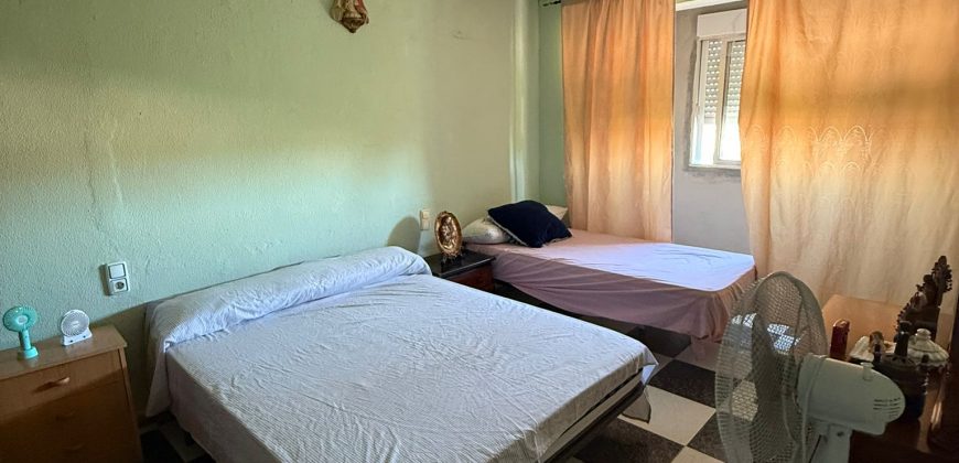 GRAN OPORTUNIDAD DE VIVIENDA EN CALLE HUNDIDERO!! MORON DE LA FRA.-