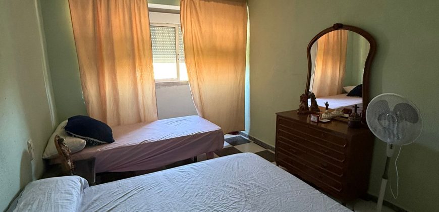 GRAN OPORTUNIDAD DE VIVIENDA EN CALLE HUNDIDERO!! MORON DE LA FRA.-