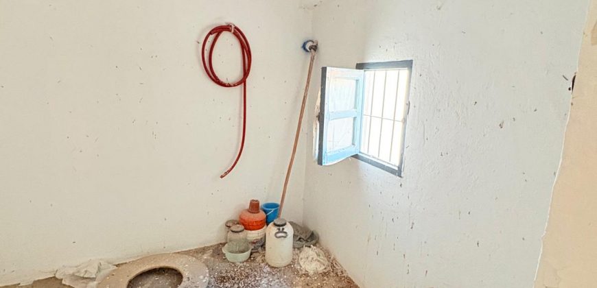 CASA PARA REFORMAR EN CALLE VEREDA ANCHA DE MORON DE LA FRA.