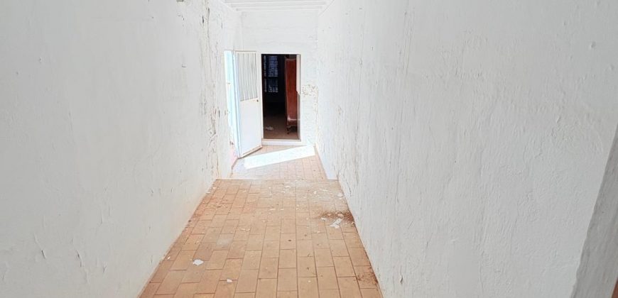 CASA PARA REFORMAR EN CALLE VEREDA ANCHA DE MORON DE LA FRA.