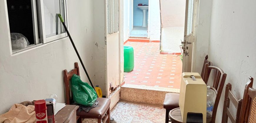 CASA PARA REFORMAR EN CALLE VEREDA ANCHA DE MORON DE LA FRA.