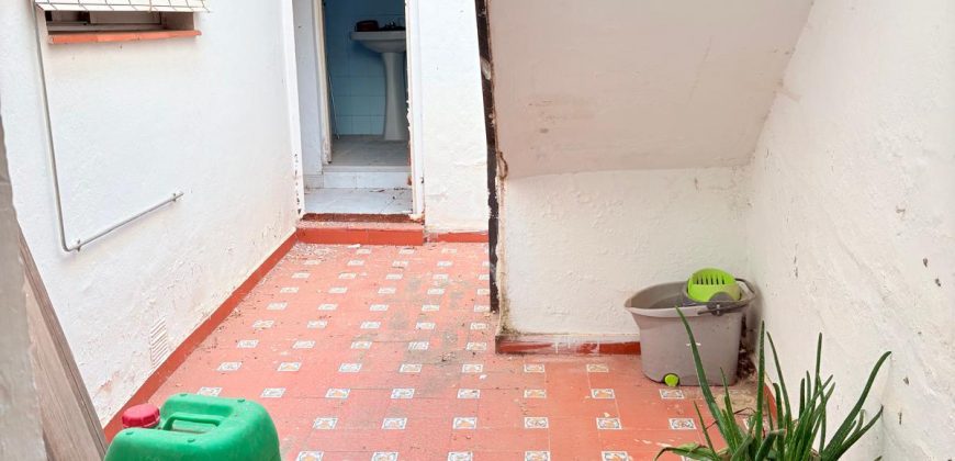 CASA PARA REFORMAR EN CALLE VEREDA ANCHA DE MORON DE LA FRA.
