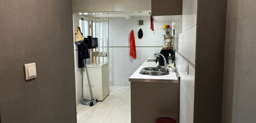 ENCANTADORA CASA UBICADA EN CALLE PUEBLA DE CAZALLA.- MORON DE LA FRA.