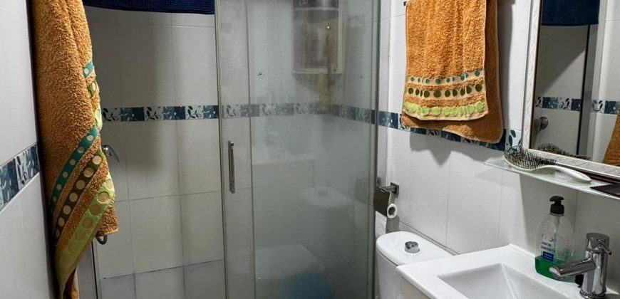 ENCANTADORA CASA UBICADA EN CALLE PUEBLA DE CAZALLA.- MORON DE LA FRA.