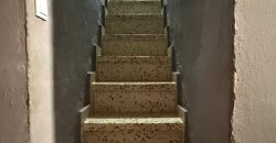 ENCANTADORA CASA UBICADA EN CALLE PUEBLA DE CAZALLA.- MORON DE LA FRA.