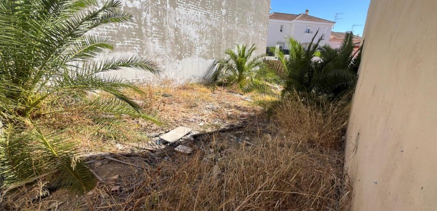 Solar urbano en venta – Zona Carrascosas, Lebrija