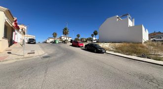 Solar urbano en venta – Zona Carrascosas, Lebrija