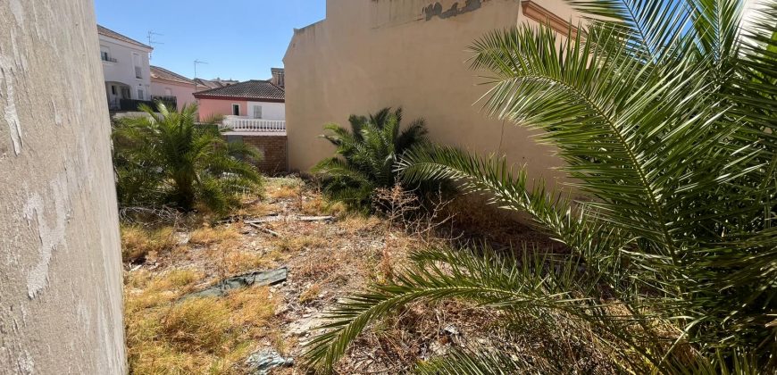 Solar urbano en venta – Zona Carrascosas, Lebrija