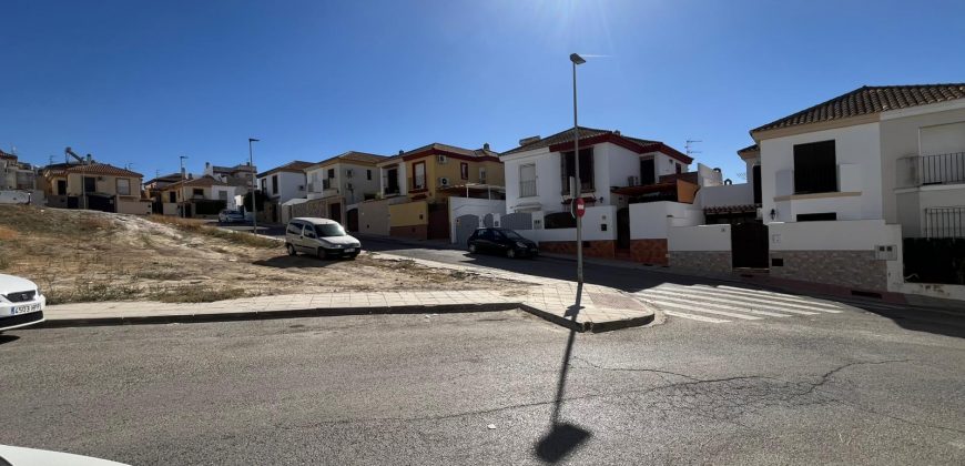 Solar urbano en venta – Zona Carrascosas, Lebrija