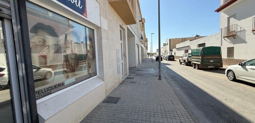 Reservado Local en venta – Zona Huerta Macenas, Lebrija