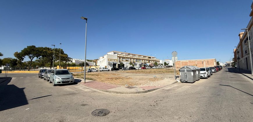Reservado Local en venta – Zona Huerta Macenas, Lebrija