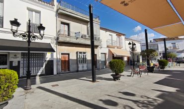 VENDIDO – Piso en primera planta en Calle Arcos, pleno centro de Lebrija (Sevilla).